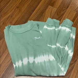 Victoria’s Secret Pink Mock Neck Long Sleeve Tee